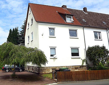 Gepflegtes, teilsaniertes Dreifamilienhaus in Niederzwehren